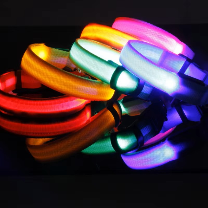 Collar con Luz LED